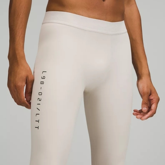 Lululemon License to Train TightDesigned for Training size M in EUC - Picture 4 of 5